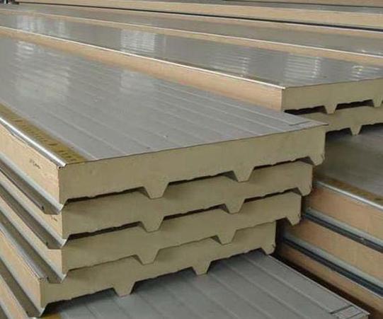 聚氨酯復(fù)合板 新型建筑材料之王，引領(lǐng)建筑革新浪潮